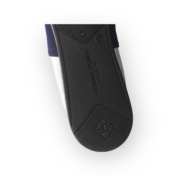 Donald J Pliner® ༄ Audra Leather Espadrille Flats ༄ Navy + White Metallic ༄ 9.5M - Picture 14 of 16